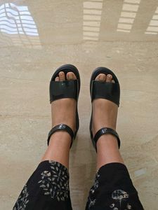 CROCS Brooklyn Ankle Strap Wedge Platform Sandals