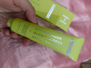 Hyphen Golden Hour glow Screen Spf 50 PA++++