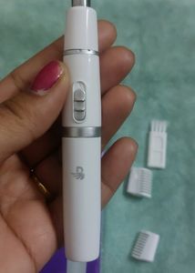 Bombae Eye Brow And Face Trimmer