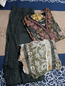Pakistani Lawn Suit