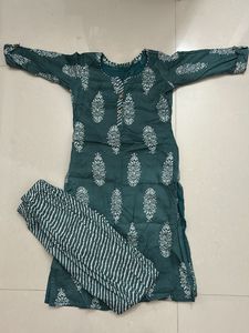Elegant Green Printed Kurta Set
