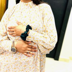 Elegant Women&#39;s Kurta