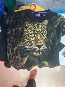 Vintage 90s Leopard Graphic Tee