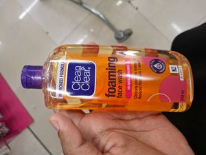 Clean And Clear Foaming Fave Wash-240ml