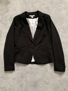 H&M Black Blazer - Classic Style