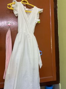 Cute White Dress l