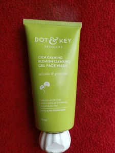 Dot & Key Face Wash