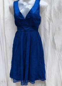302011. Blue V-Neck Dress