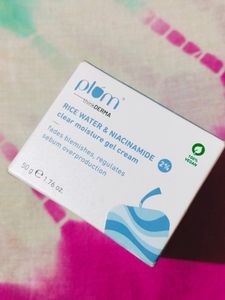 Plum Niacinamide Oil Free Gel Moisturizer For Oily Skin