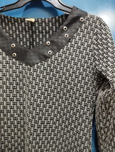 V NECK SWEATSHIRT