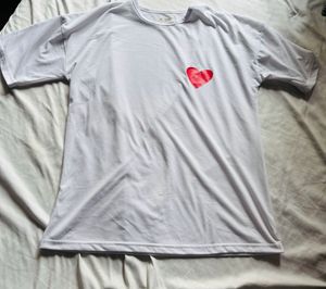 Heart Graphic Tee