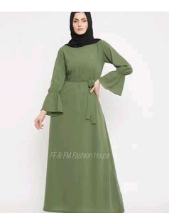 Aesthetic Green Abaya With Hijab