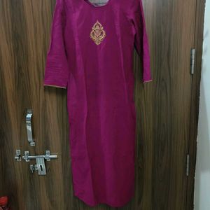 Women Kurta, trousers with dupatta
