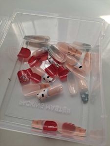 Set Of Press On Nails