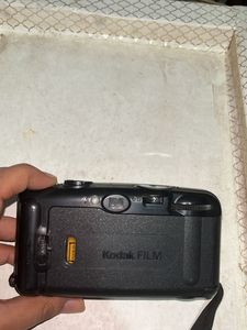 Kodak Kb -10 35mm Camera