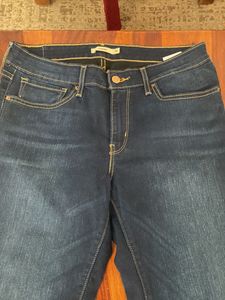 Levi&#39;s Dark Wash Jeans