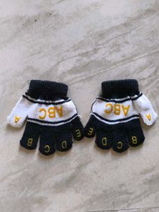 Cute ABC Gloves