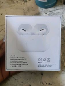 Airpods Pro With Wireless Charging Case