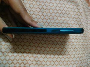 LAVA iris x8