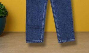 AB67 Size-28 Slim Jeans