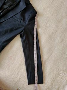 Women&#39;s Pinstripe Pant Suit