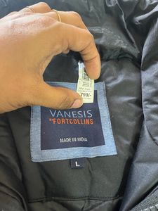 Stylish black sleevles jacket For Winter And Ridd