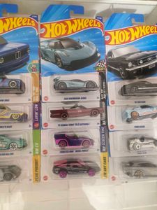 Hot wheels set of 4.