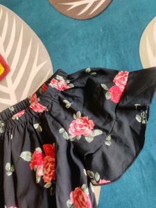 Black Flower Print JumpSuit!