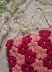 Cutest Puff Flower Bag.🌸