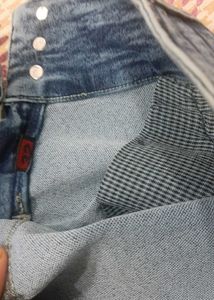 Women Shorts nd Capri