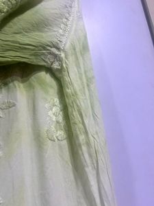 Green Tie Dye Chikankari Embroidered Kurta