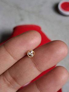 Cute Nose Pin Very Shaining