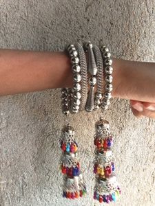 In Affordable Price Bangles