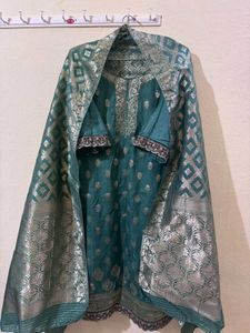 Elegant Teal Kurta Set