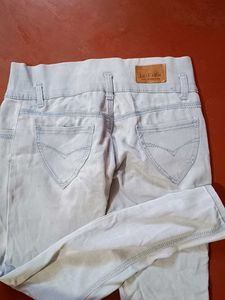 Light Wash Denim Jeans