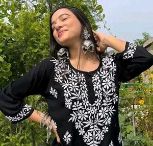 Black Embroidered Kurta