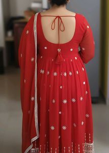 ❤️ Gorgeous Red Embroidered Anarkali Set ❤️