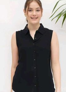 Black Sleeveless top