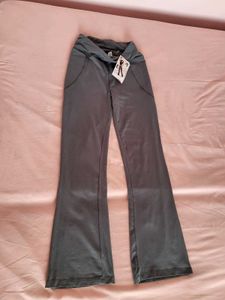 Blissclub NEW Flared Pant Grey/Size-Small
