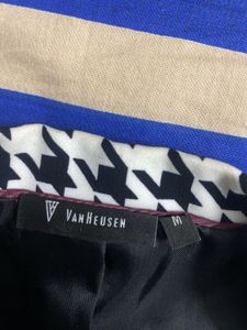 Van Heusen  Black and White Formal blazer