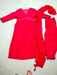 Pink Alia Cut Kurta Set With Zari Work