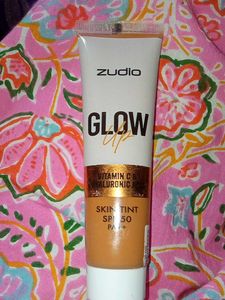 Zudio Glow Up Skin Tint