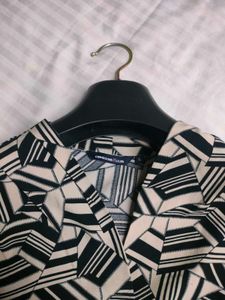 Stylish Printed Dress Shirt🤍