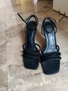 Mango Black Stiletto Heels (Never Worn )