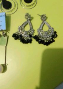 Women&#39;s Earing