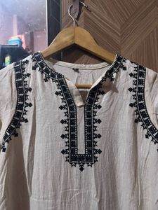 Elegant Embroidered Kurta