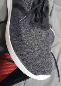 Crocs Unisex Comfort Sneakers
