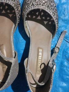 Pointed Heels 👠