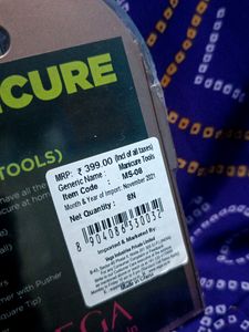 VEGA Set Of 8 Manicure Tools