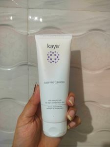 Kaya Salicylic Acid Face Cleanser For Oily Combi-